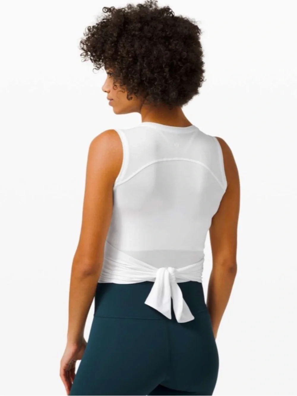 Lululemon Athletica gathering grow tank white size 2 EUC wrap tie crop yoga